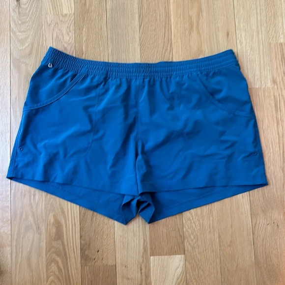 Columbia Women’s Shorts PFG Tidal Blue Size XL - Picture 2 of 9